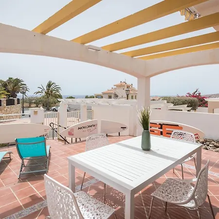 Holiday home Home2book Pura Vida Sunshine Stay, Pool